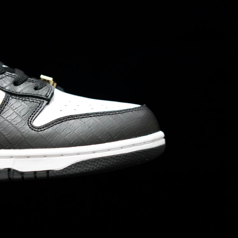 EI -SUP x DUNK black and white gold