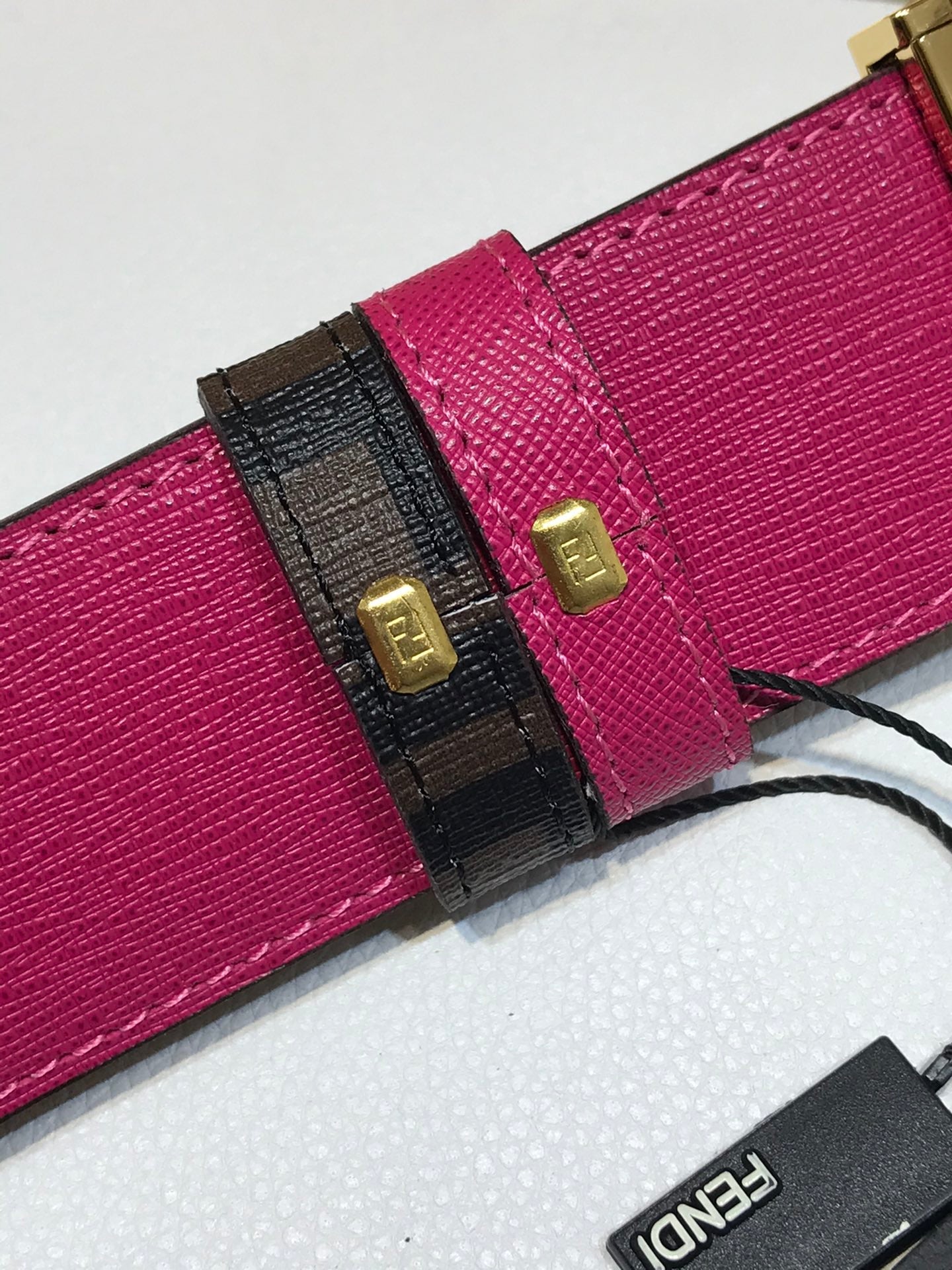 EI - Top  FEI  BELTS 010