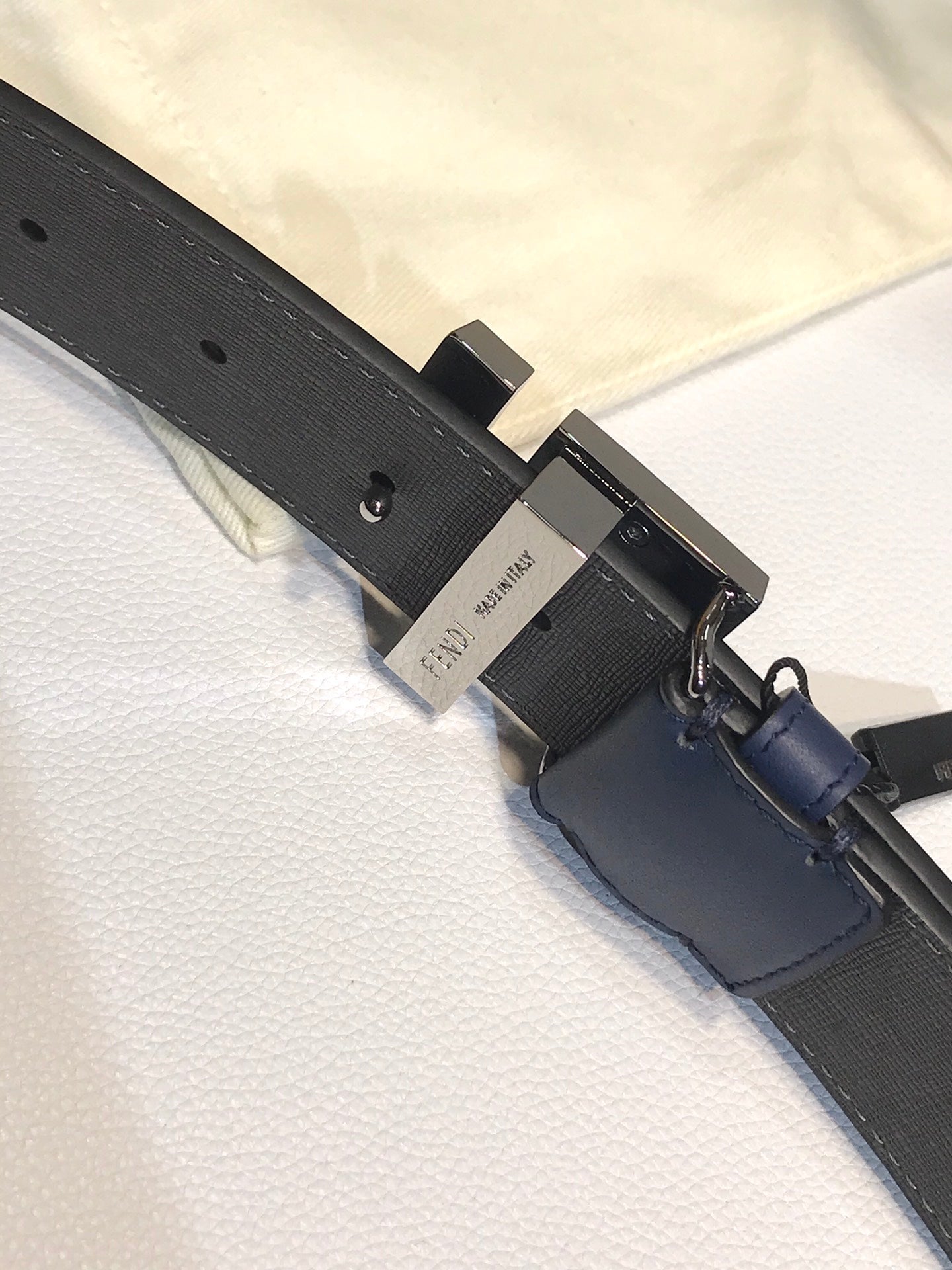 EI - Top  FEI  BELTS 002