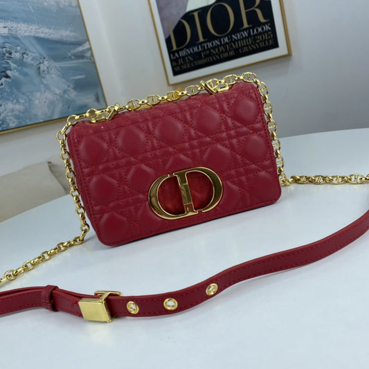 EI - Top Handbags DIR 068