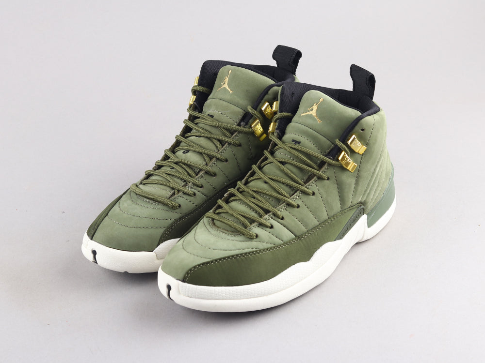 EI -AJ12 CP3 Paul