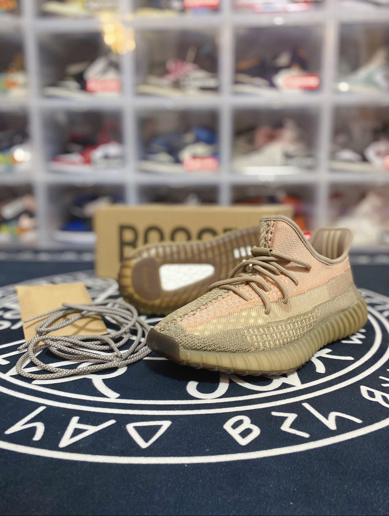 EI -Yzy 350 Dirty Orange Angel Sneaker