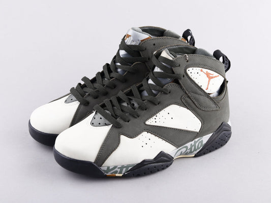 EI -AJ7 PATTA joint black and gray