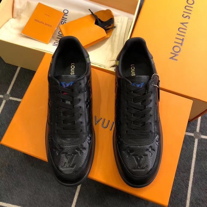EI -LUV Casual Low Black Sneaker
