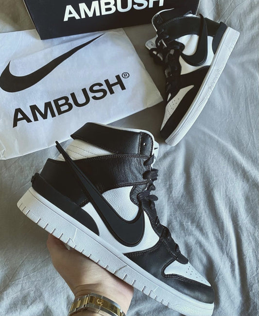 EI -AMBUSH x DUNK HIGH Black & White Collaboration