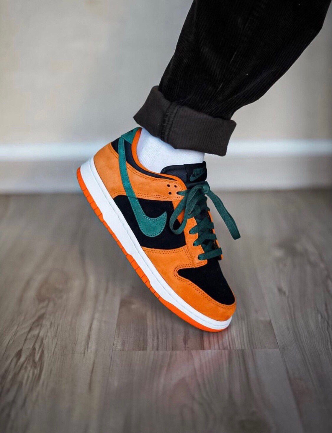 EI -NKE Dunk Ceramic Black Orange