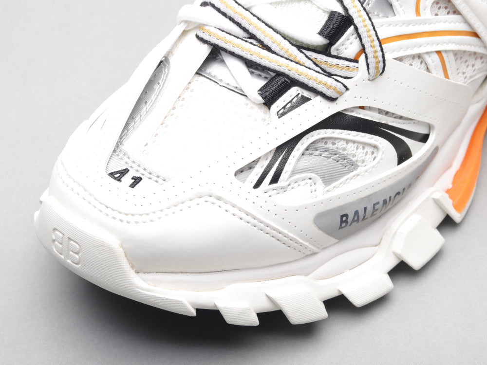 EI -Bla Track Orange White Sneaker