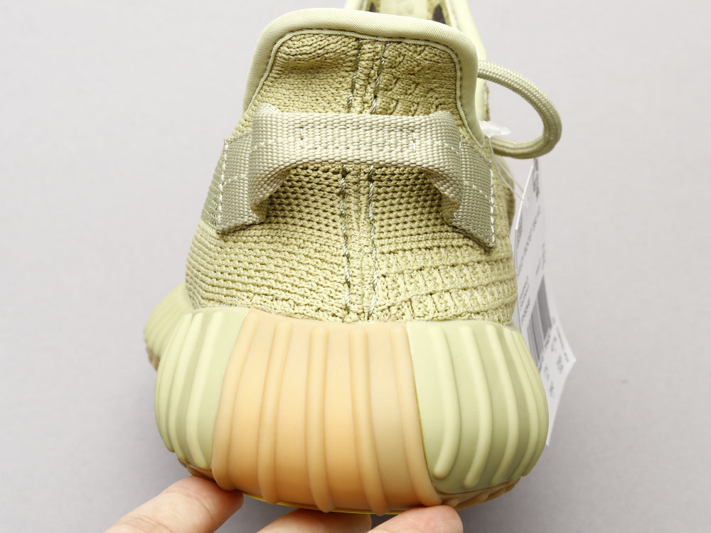 EI -Yzy 350 Sulfur Matcha Green Sneaker