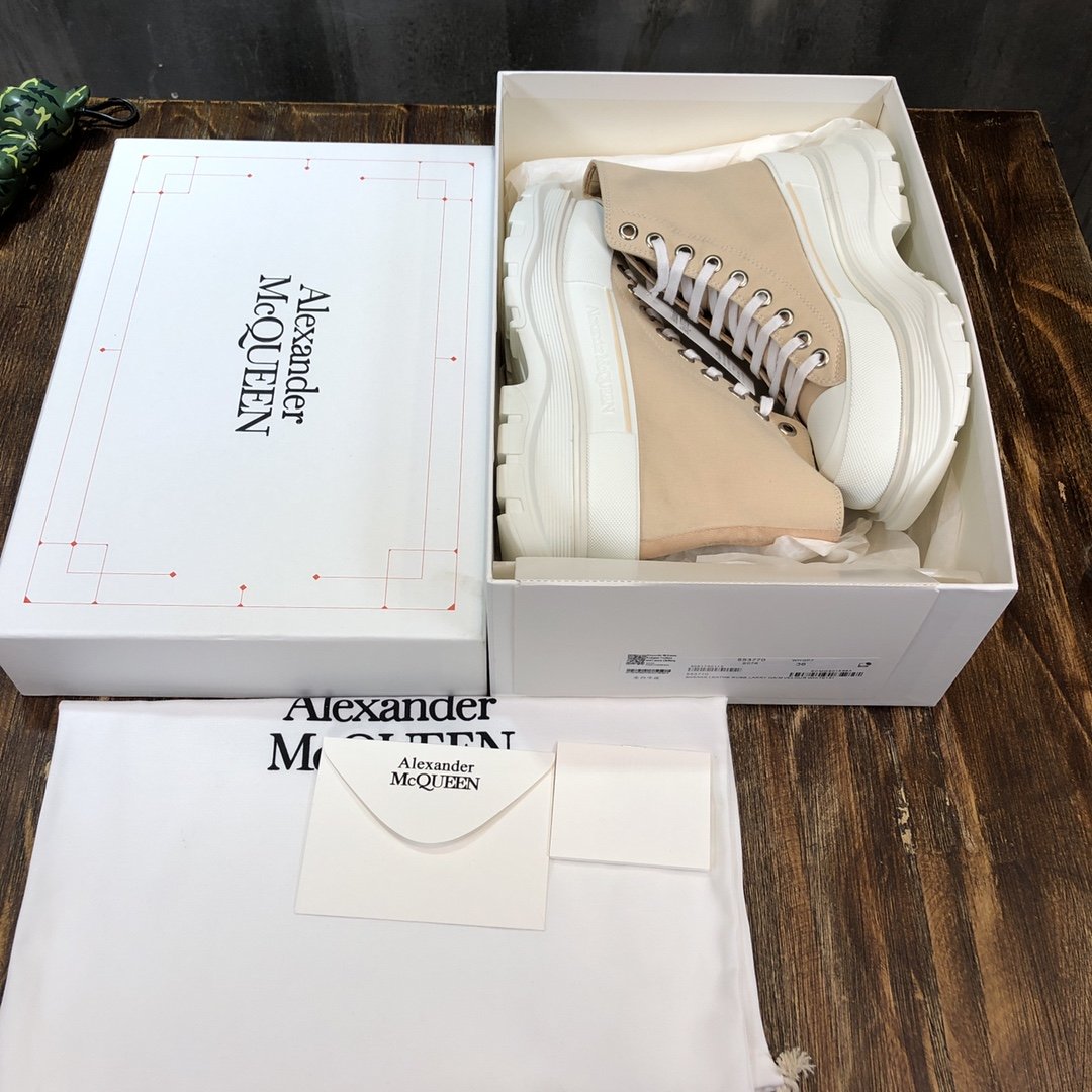 Alexander McQueen Tread Slick Boot Cotton Nude For Men